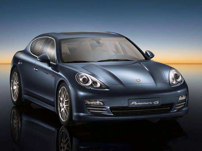 Porsche Panamera 4S